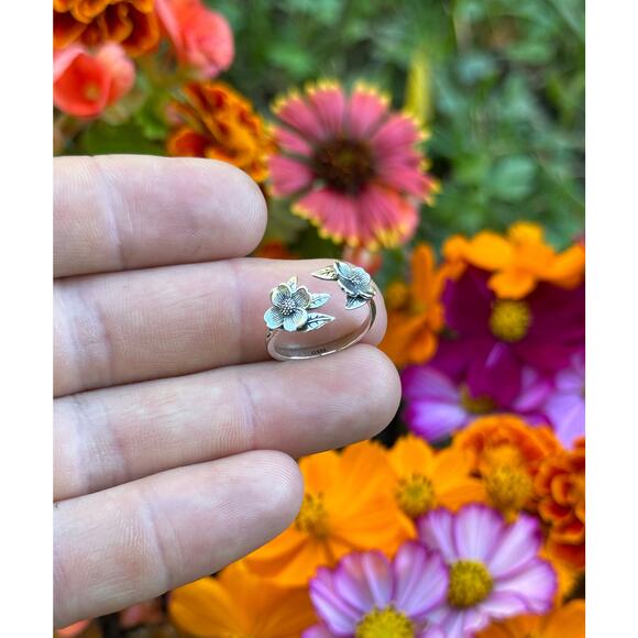 Sterling Silver Adjustable Two Flower Dogwood Ring - Picture 2 of 5